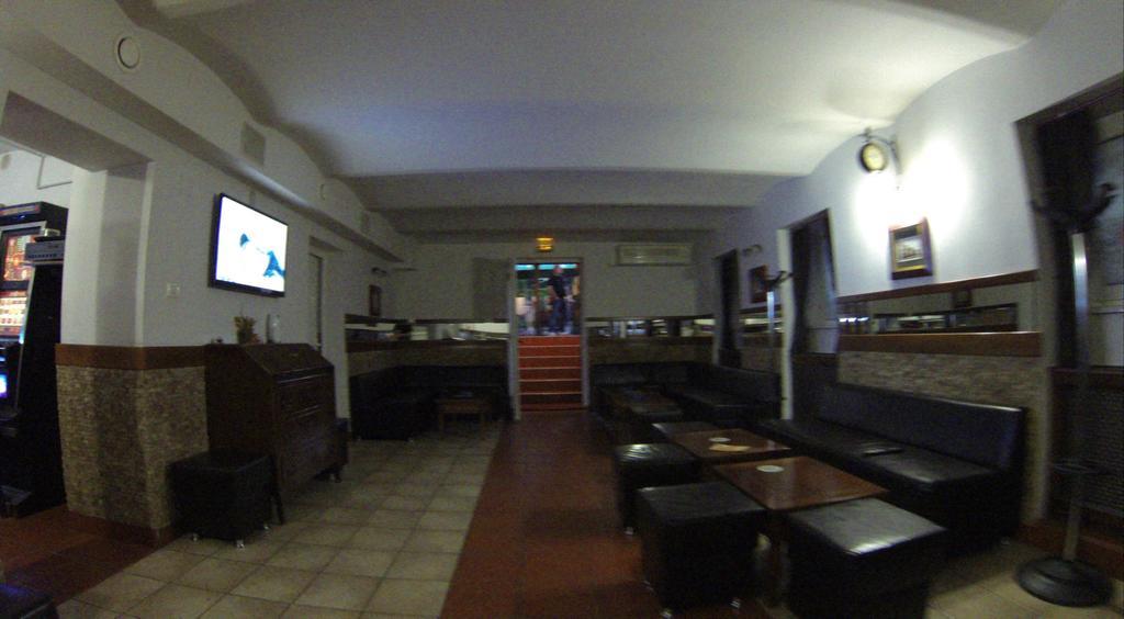 Hotel Iris アラド エクステリア 写真