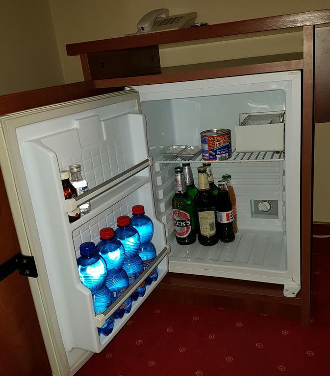 Hotel Iris アラド エクステリア 写真
